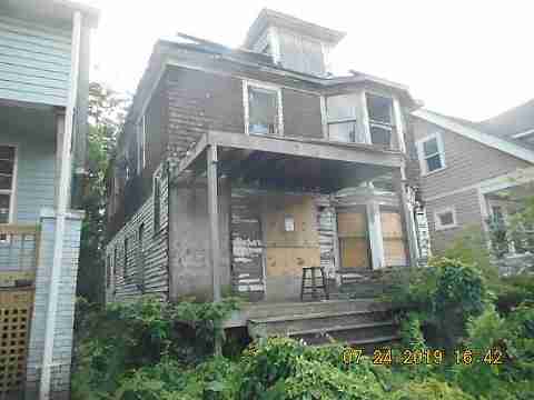 6045 Larkins (2)_m.jpg